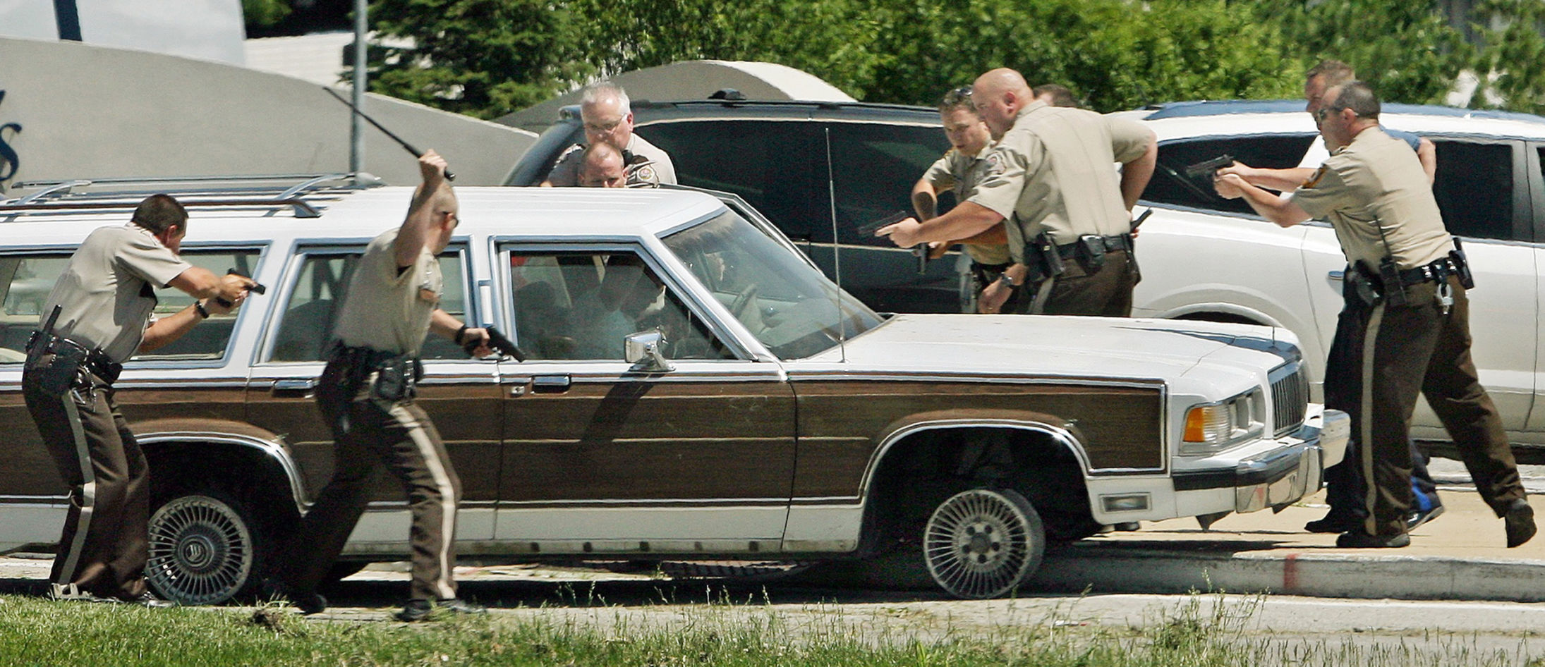 Jefferson County Sheriffs catch fleeing suspect